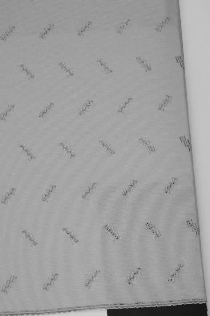 Pique embroidery 