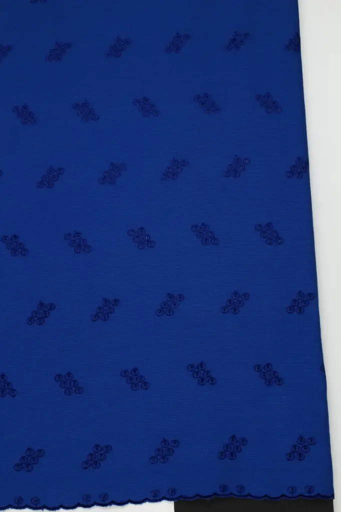 Pique embroidery 
